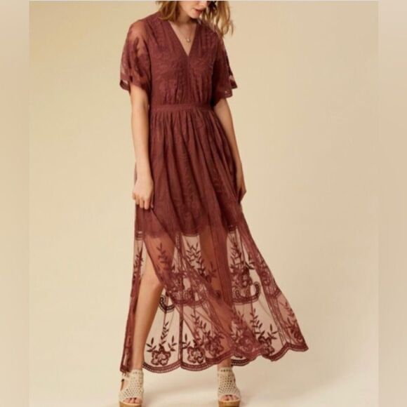 Altar'd State Women's Red Marionette Lace Embroidered Floral Maxi Dress Size M - Picture 1 of 8